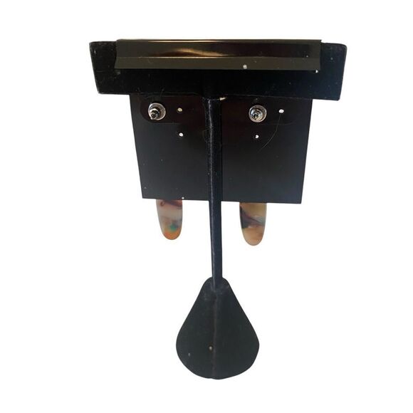 Loft Elegant Multicolor Pearl Drop Earrings - Picture 5 of 6